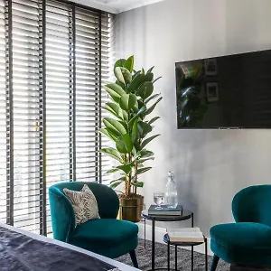 Konukevi Naman Hotellerie - Spagna, Roma